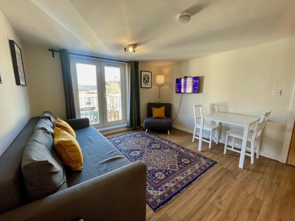 كارديف **6 Person City Centre Apartment** المظهر الخارجي الصورة